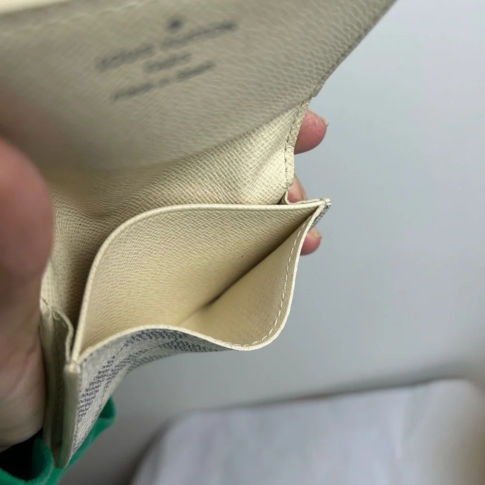 Louis Vuitton Authentic Card Holder - Picture 8 of 15